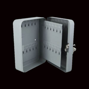 GABINETE PARA 36 LLAVES HERMEX CALLA-36 43068